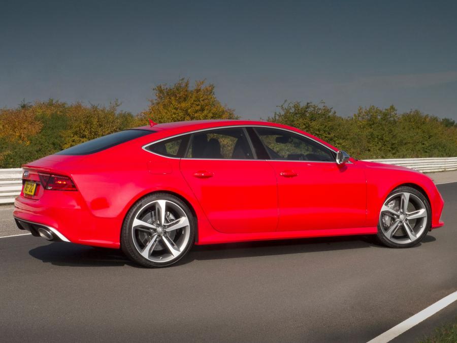  Audi RS7 Sportback 2013 года  (UK) (фото 22 из 23)